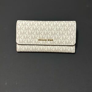 Michael Kors White and Brown Monogram Wallet